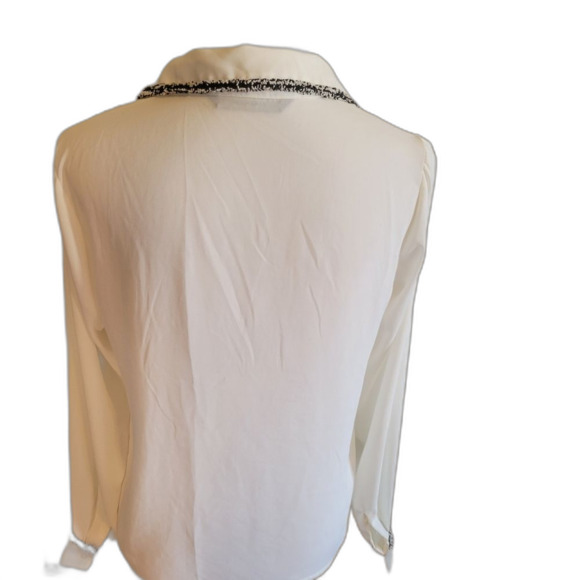 Zara White Ivory Button Down Shirt Blouse Top Long Sleeves Size Small - Picture 3 of 9